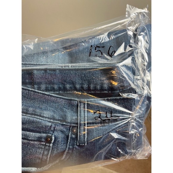 Levis 550 Mens 42x32 Relaxed Fit Jeans Medium Wash Denim Comfort Casual Workwear - Picture 12 of 12